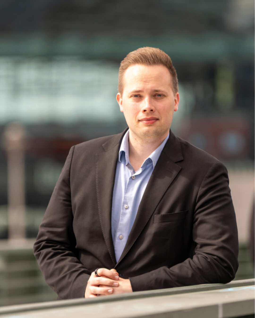 Maximilian - Geschäftsführung